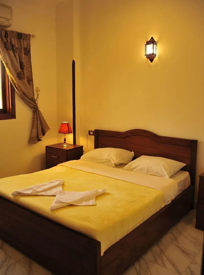 Al Hambra Hotel Luksor 2*,  Mısır
